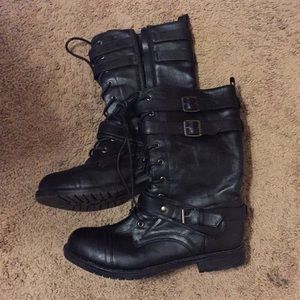 Moto Boots